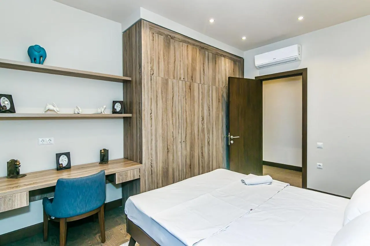 Baku Park View Luxury Home 0*,